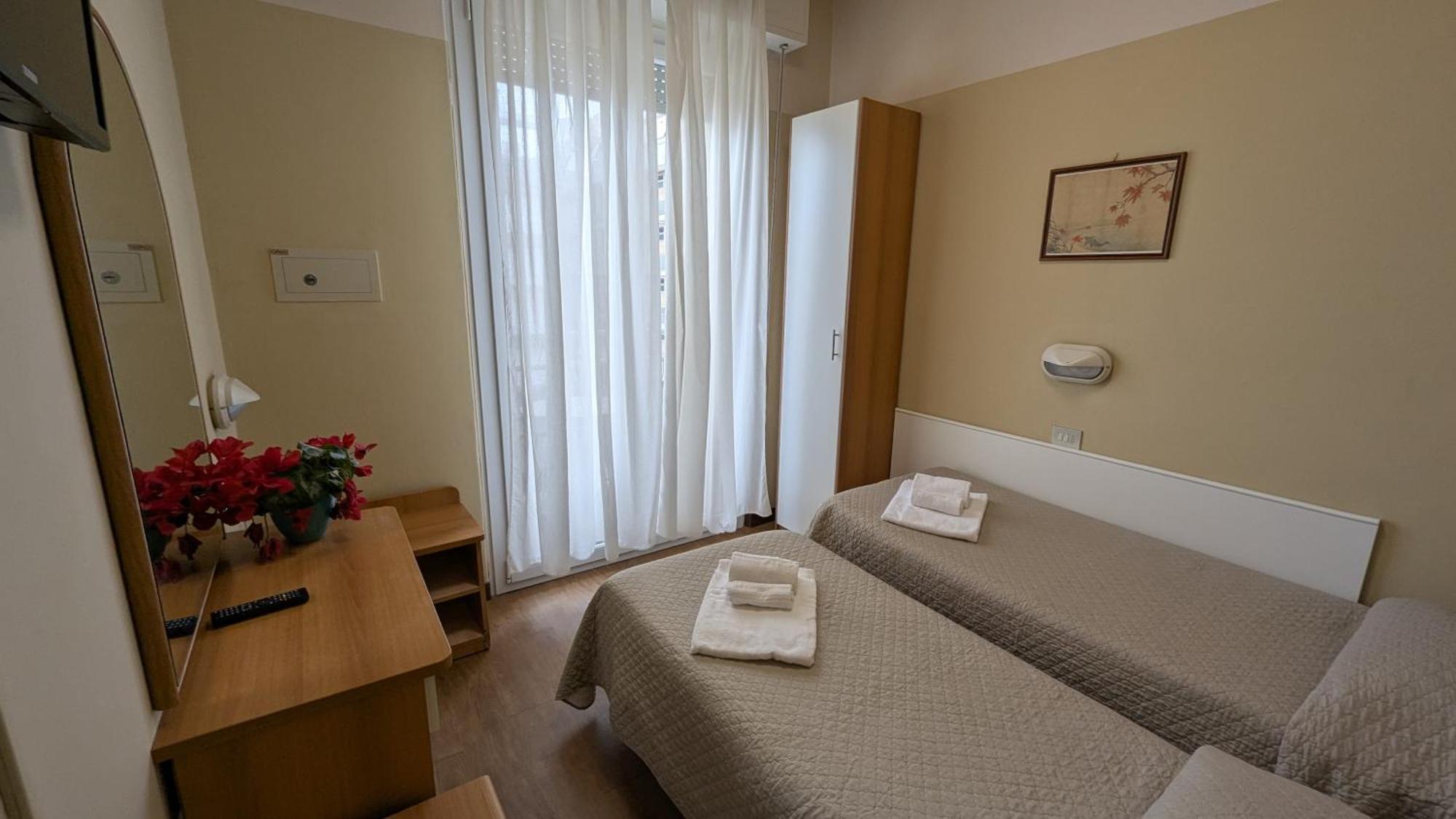 Hotel Boston Cattolica Esterno foto
